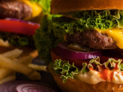 Qué equipos necesito para montar una hamburguesería rentable en Bolivia